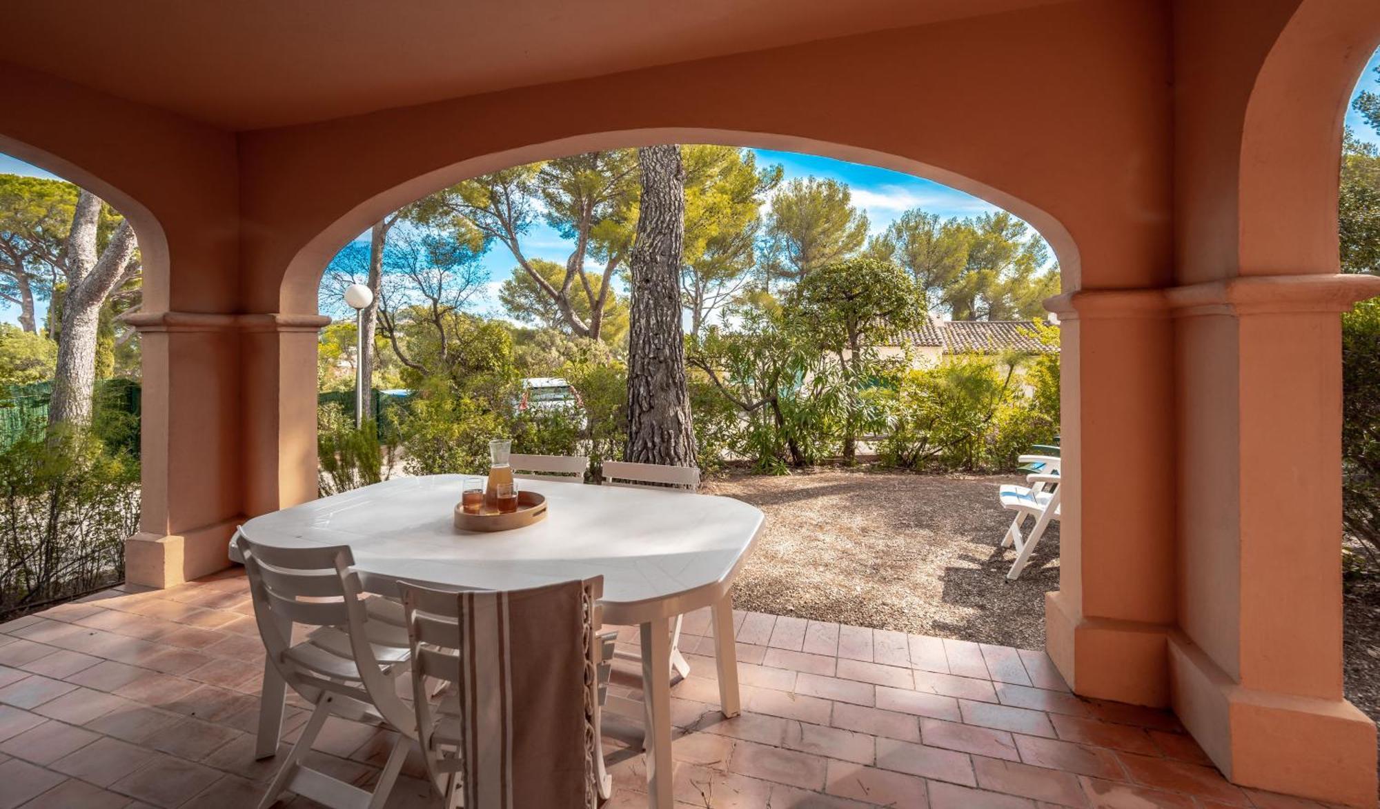 Residence Partenaire Le Domaine De Garlande Cavalaire-sur-Mer Exteriér fotografie