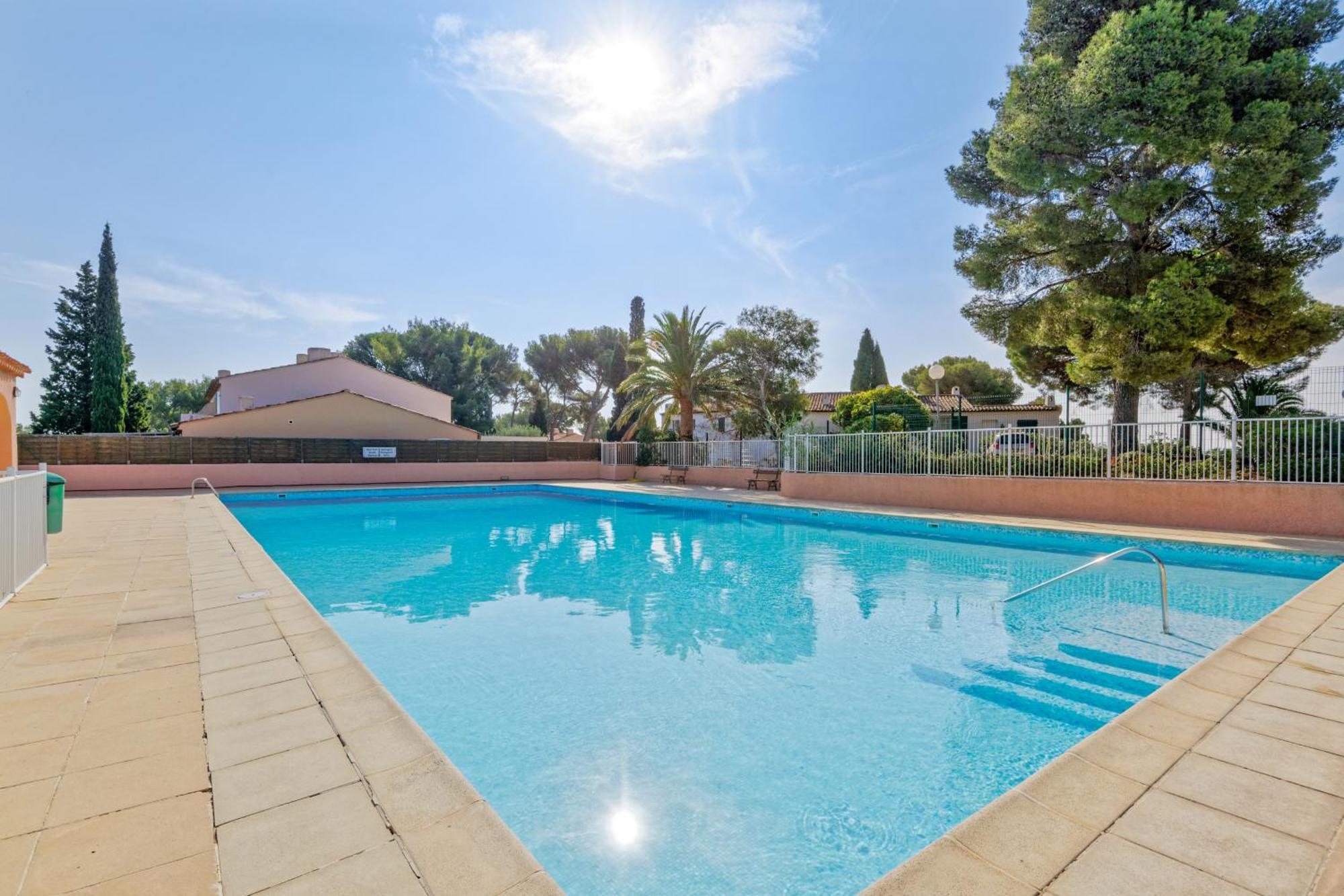 Residence Partenaire Le Domaine De Garlande Cavalaire-sur-Mer Exteriér fotografie