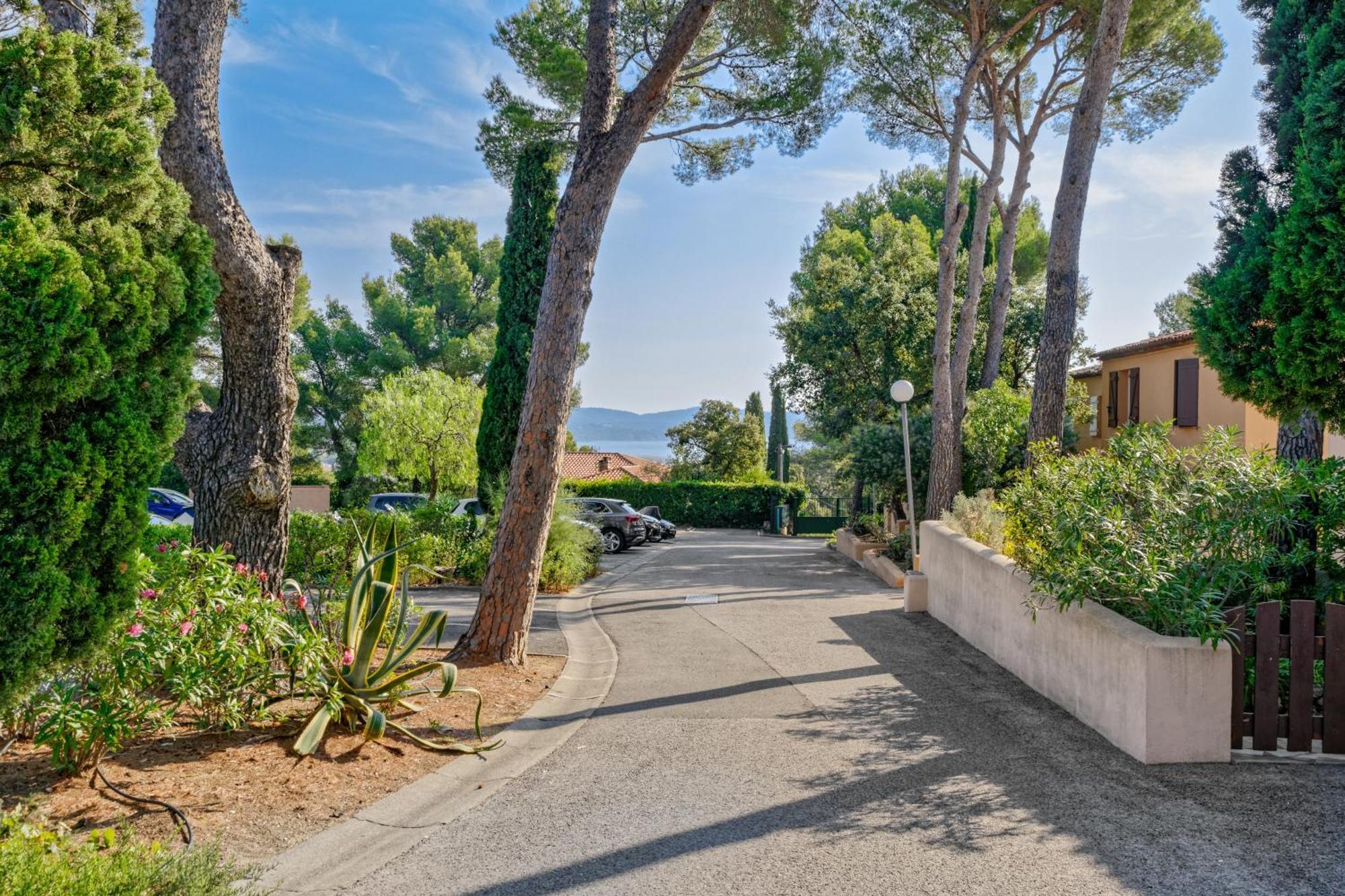 Residence Partenaire Le Domaine De Garlande Cavalaire-sur-Mer Exteriér fotografie