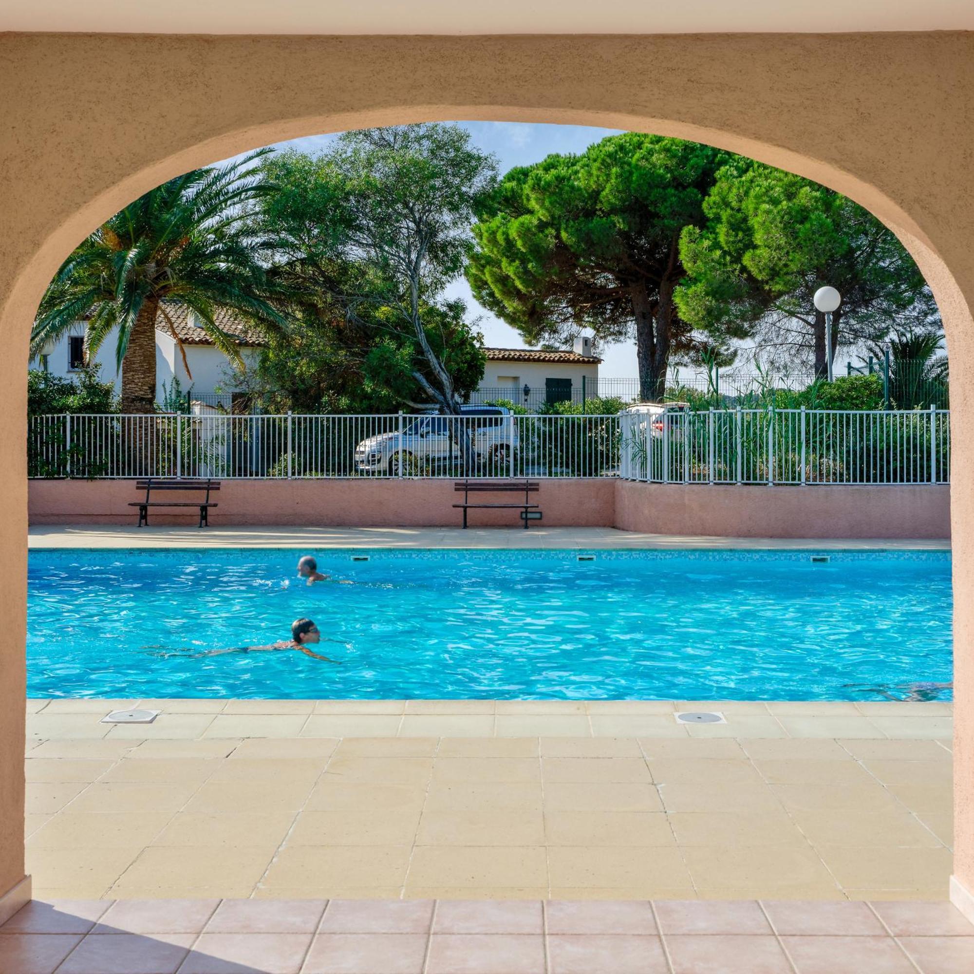 Residence Partenaire Le Domaine De Garlande Cavalaire-sur-Mer Exteriér fotografie